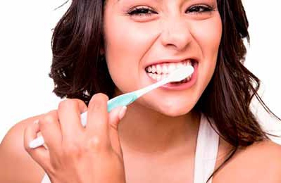 Чистка зубов: делаем это правильно